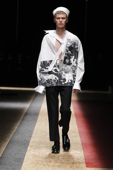 prada ss16 mens|[LIVESTREAM] Prada FW'16 Menswear from Milan Fashion .